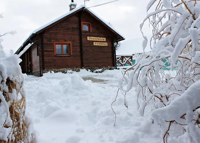 Drevenica Trnovec 펜션 립토브스키트로노벡